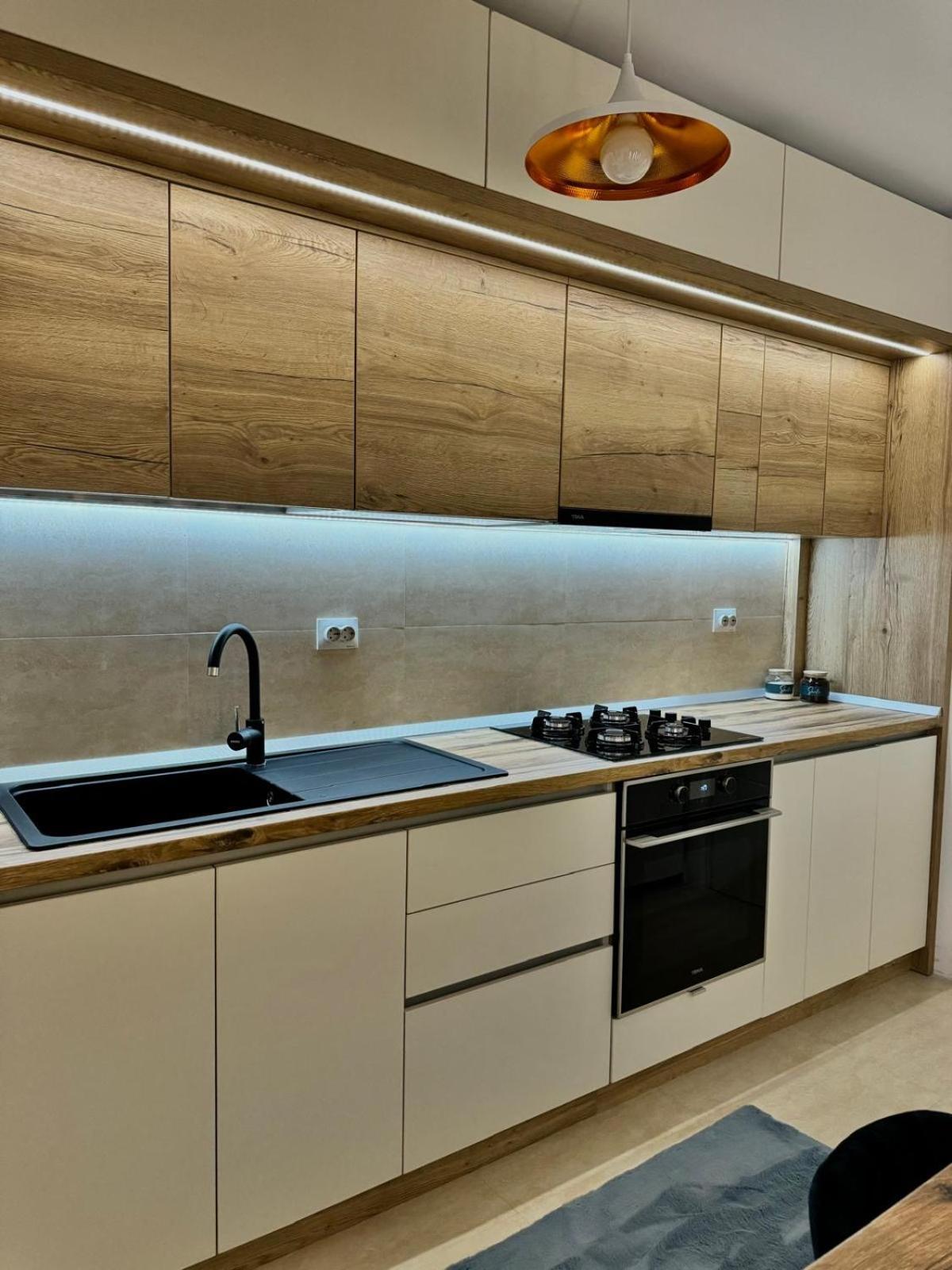 Luxury Blue Apartment Iasi Exterior foto